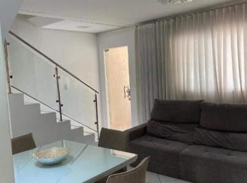 Casa · 77m² · 2 Quartos · 2 Vagas · Casa geminada com três quartos e duas vagas à venda, no Sapucaias III em Contagem