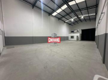 Comercial · 300m² · Galpão para aluguel em Santo Antônio - São Caetano do Sul | Cinerama Imóveis