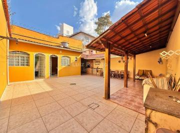 Casa · 288m² · 4 Quartos · 2 Vagas · Casa à venda no bairro Renascença