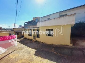 Casa · 360m² · 3 Quartos · 5 Vagas · Casa em Lote com dois barracões no bairro Novo Riacho