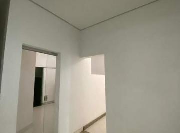Comercial · 66m² · Andar Corrido com área de 66m² 03 Salas 01 Banheiro Cozinha no bairro Jardim Riacho em Contagem/MG.