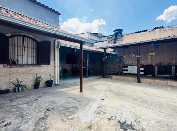 Casa · 372m² · 2 Quartos · 4 Vagas · Casa à venda, 2 quartos, 1 suíte, 4 vagas, Glória - Contagem/MG
