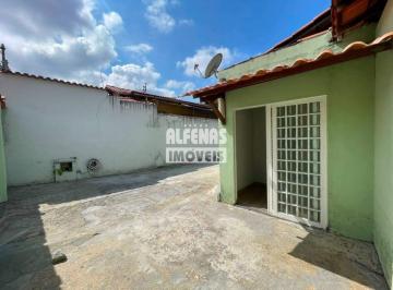 Casa · 90m² · 2 Quartos · 5 Vagas · CASA COM QUINTAL AMPLO | 2 QUARTOS | SUÍTE | 5 VAGAS | MONTE CASTELO