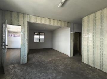 Casa · 120m² · 3 Quartos · Casa residencial para aluguel no Centro de Betim (Betim, MG) – 3 dormitórios, 1 suíte