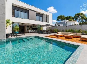 Casa · 561m² · 4 Quartos · 4 Vagas · Casa no Giardino Allegro, 04 Suítes, 04 Vagas, Piscina Aquecida, Santa Felicidade, Curitiba.