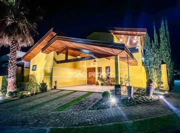 Casa · 557m² · 3 Quartos · Casa à venda - em Residencial Ouroville