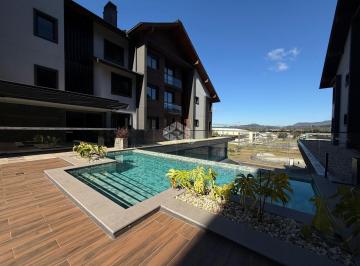 Apartamento · 77m² · 1 Quarto · 1 Vaga · Apartamento 1 Dormitório Mobiliado com Sacada e Infraestrutura Completa em Gramado/RS