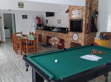 Casa · 271m² · 4 Quartos · 1 Vaga · Casa com 4 quartos/dormitórios no bairro Rio Caveiras, em Biguaçu - SC