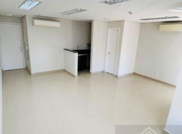 Comercial · 40m² · 1 Vaga · Sala Comercial Moderna e Completa para Locação