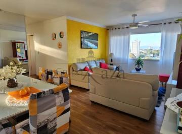 Apartamento · 74m² · 3 Quartos · 1 Vaga · Apartamento - Jardim Augusta - Edifício Camboriú - 3 Dormitórios - 74m².