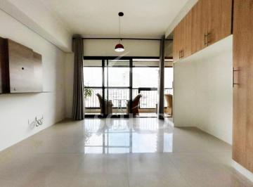 Apartamento · 34m² · 1 Quarto · 1 Vaga · Studio mobiliado para locação no Centro / Bela Vista - Novo, com varanda e andar alto. 1 vaga.