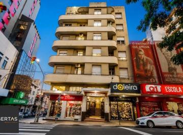 p6xeacgbbang710qe75bqf0pi7co.jpeg · Apartamento à venda - no Centro Histórico