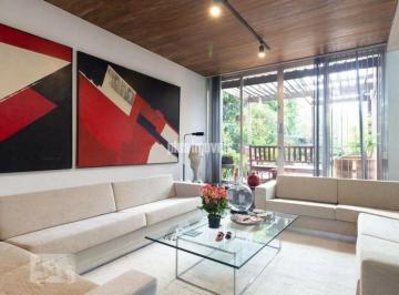 Casa · 350m² · 4 Quartos · 2 Vagas · Linda Casa Granja Julieta