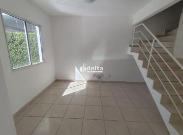 Casa · 160m² · 3 Quartos · 2 Vagas · Casa em condomínio com 3 quartos sendo 1 suíte disponível para locação no bairro Morada da Colina em