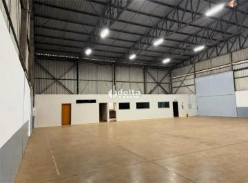 Comercial · 2000m² · 10 Vagas · Galpão disponível para locação no bairro Marta Helena em Uberlândia-MG