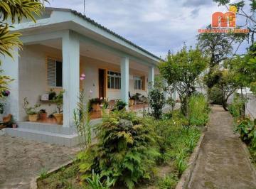 6880c88a45d2217c00ef5da05159b3d15b115245 · Casa 3 dormitórios, 1349m2 de terreno