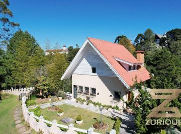 99f06a6e9f37856d351d4157de78dac25f29e6b9 · Casa com 3 dormitórios para alugar, 257 m² por R$ 8.000,00/mês - Morro Do Elefante - Campos do Jordã