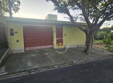 d5ddd3fb43ffd65fc4e4c611a31fe6815b9d5df5 · Casa com 3 dormitórios à venda, 180 m² - Jardim Imperial - Jaguariúna/SP