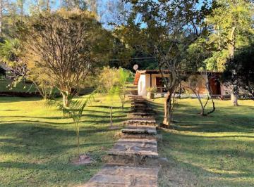 Casa · 500m² · 9 Quartos · 10 Vagas · Casa Térrea em Araras, Petrópolis/RJ