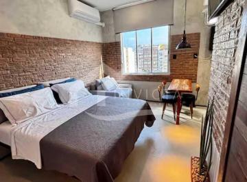 Apartamento · 25m² · 1 Quarto · Exelente apartamento conjugado no Posto 6!!!!!!