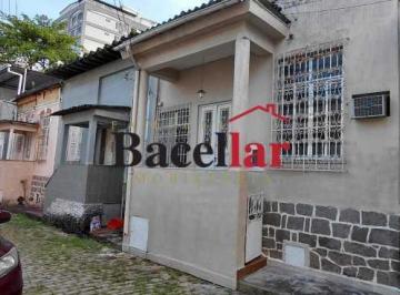 Casa · 54m² · 2 Quartos · 2 Vagas · CASA DE VILA COM 2 QUARTOS, VAGA DE GARAGEM, ÁREA EXTERNA COM CHURRASQUEIRA,