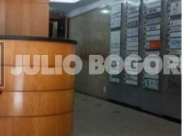 Comercial · 49m² · SALA COMERCIAL FRENTE NOSSA SENHORA DE COPACABANA POSTO 4