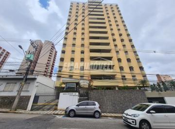 Apartamento · 215m² · 3 Quartos · 2 Vagas · Apartamento para venda em Centro de 215.00m² com 3 Quartos, 1 Suite e 2 Garagens