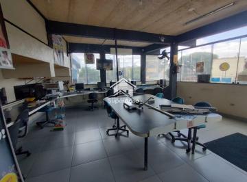 Comercial · 70m² · 2 Vagas · Loja para alugar em Vila Barros de 70.00m² com 2 Garagens