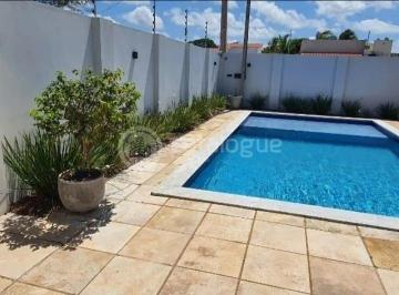 Casa · 150m² · 2 Quartos · 1 Vaga · Casa mobiliada em condominio a venda no Paraiso onde e festejado todos os anos um dos maiores Reve