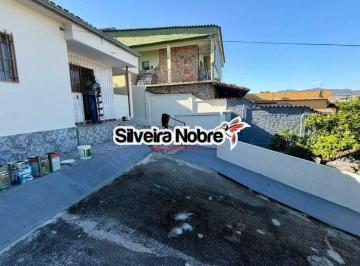Casa · 100m² · 2 Quartos · 1 Vaga · Casa Residencial para Alugar (Vista Alegre) – 2 Quartos, 1 Vaga, Frente