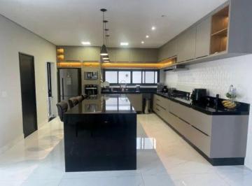 Casa · 267m² · 3 Quartos · 4 Vagas · Casa de Condomínio para venda em Condomínio Maria Dulce de 267.00m² com 3 Quartos, 3 Suites e 4 Gara