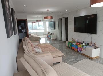 Apartamento · 120m² · 3 Quartos · 1 Vaga · Apartamento para alugar em Itararé de 120.00m² com 3 Quartos, 1 Suite e 1 Garagem