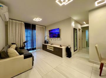 Apartamento · 75m² · 3 Quartos · 1 Vaga · Apartamento reformado à venda na praia da Enseada, Guarujá, localização privi...