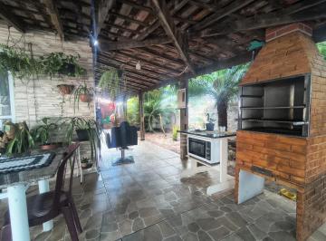Casa · 100m² · 5 Quartos · 3 Vagas · Casa para venda em Santa Terezinha de 100.00m² com 5 Quartos, 1 Suite e 3 Garagens