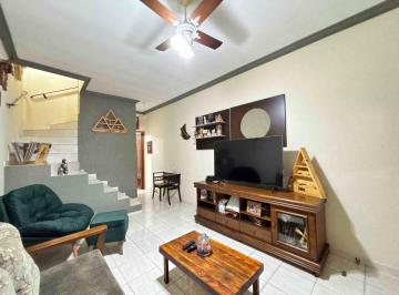 Casa · 150m² · 3 Quartos · 2 Vagas · Sobrado à venda nas Astúrias no Guarujá, SP | QVista Inteligência Imobiliária...