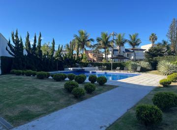 Casa · 680m² · 5 Quartos · 8 Vagas · Casa a venda no Condomínio Jardim Acapulco no Guarujá | QVista Inteligência I...