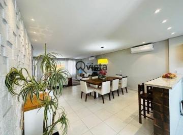 Casa · 340m² · 4 Quartos · 4 Vagas · Casa Triplex Geminada Decorada à venda, Enseada no Guarujá | QVista Inteligên...