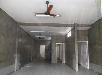 Casa · 300m² · 1 Quarto · 1 Vaga · Casa para alugar em Centro de 300.00m² com 1 Quarto, 1 Suite e 1 Garagem