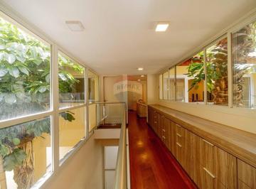 Casa · 403m² · 3 Quartos · 8 Vagas · Casa de Condomínio para venda em Granja Viana de 403.00m² com 3 Quartos, 3 Suites e 8 Garagens