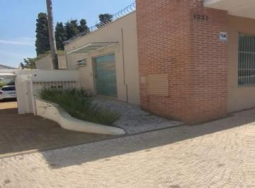 Comercial · 40m² · 2 Vagas · Sala Comercial para alugar em Centro de 40.00m² com 2 Garagens