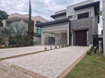 Casa · 280m² · 4 Quartos · 6 Vagas · Casa para venda em Bairro Inválido de 280.00m² com 4 Quartos, 4 Suites e 6 Garagens