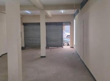 Comercial · 380m² · Galpão / Depósito / Armazém para venda em Centro de 380.00m²