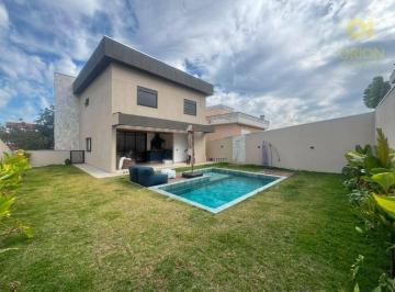 Casa · 311m² · 3 Quartos · Casa de Condomínio para venda em Itaqui de 311.00m² com 3 Quartos e 3 Suites