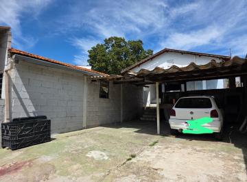 Casa · 308m² · 3 Quartos · 4 Vagas · Casa para venda em Santa Cruz de 308.00m² com 3 Quartos e 4 Garagens
