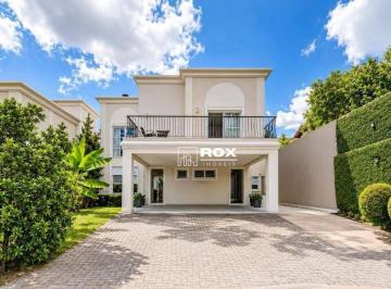 889900a4982cd1b7a1e6d346845cc585be37e798 · Casa de alto padrão com 4 suítes e quintal amplo à venda em condomínio fechado / Santa Felicidade - 