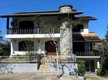 Casa de 3 quartos, Blumenau · Ampla Residência 3 quartos no Centro de Pomerode com 469,70m² em terreno de 324,19m².