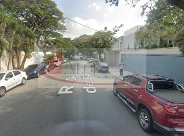 54 · Exelente casa sobrado totalmente reformado 350M² de àrea ùteis em ótima localização. Próxima do clu