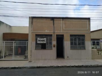 Casa de 4 quartos, Nossa Senhora das Dores · Casa na Praça da Matriz em N. Sra das Dores/SE