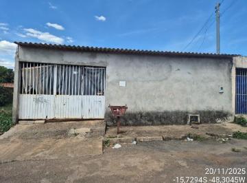 img0 · Imóvel com potencial de valorização — Casa no Jardim da Barragem Vi, Aguas Lindas de Goias - GO, N.