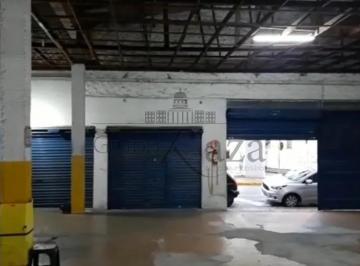Comercial · 427m² · 40 Vagas · Galpão Comercial/ Estacionamento - Centro - Jacareí - 427,85m².
